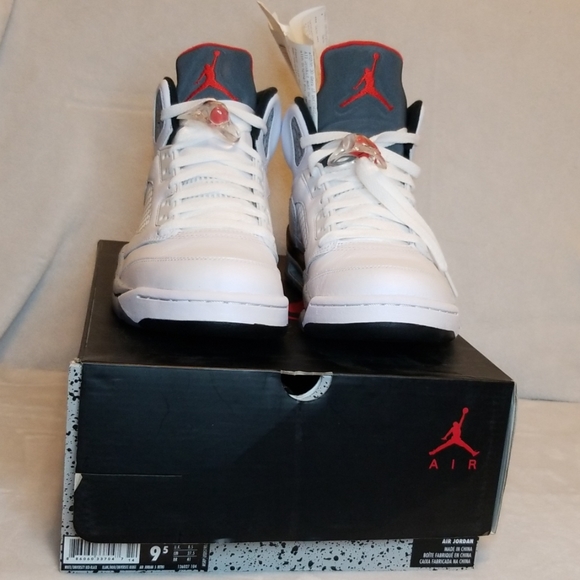 Jordan Retro 5 - Picture 1 of 6